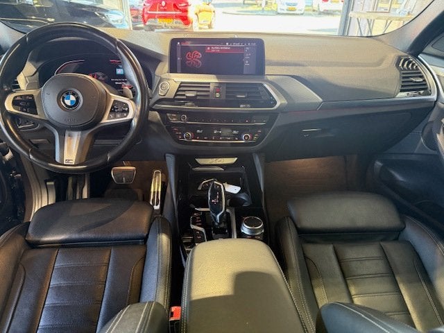 BMW X4 XDrive20i M High Executive Edition Pano|Head-UP|Carpl, Automaat, 15 km/l, Gebruikt, 4 cilinders