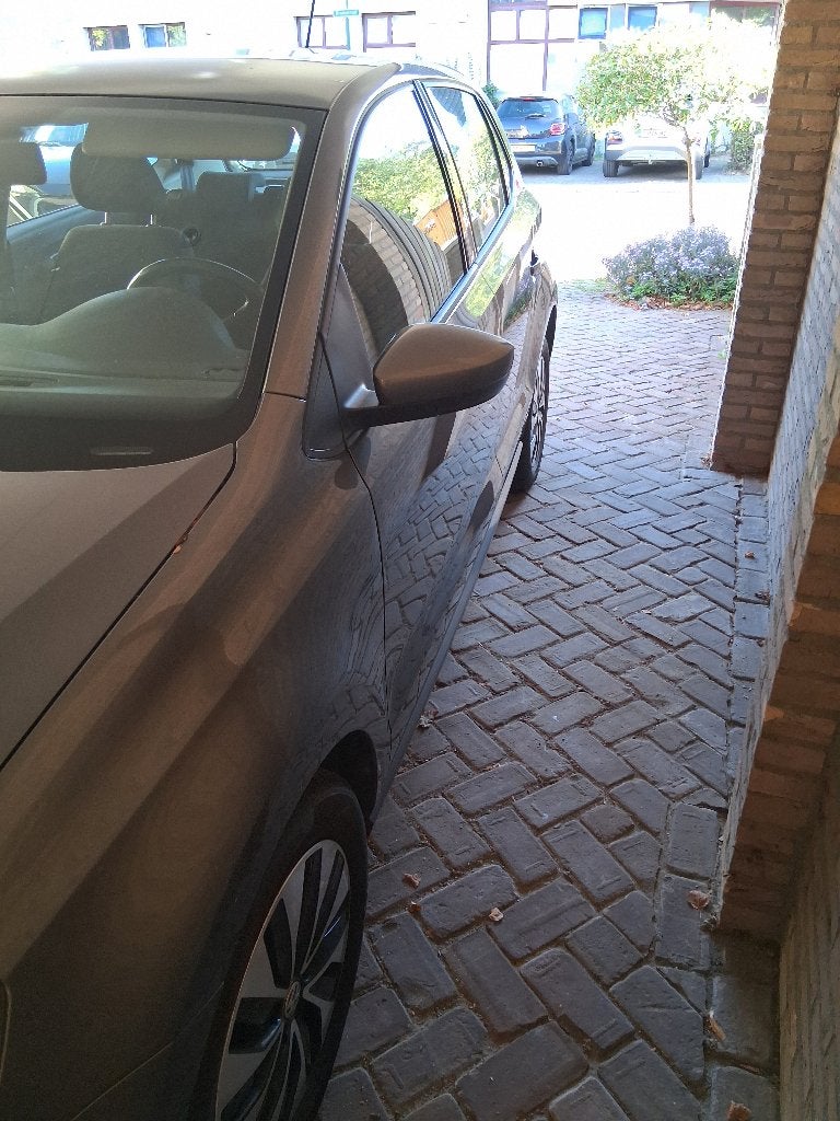 Volkswagen Polo 1.2 TSI 66KW 2017 Grijs, Elektrische ramen, Stof, 40 €/maand, Zwart