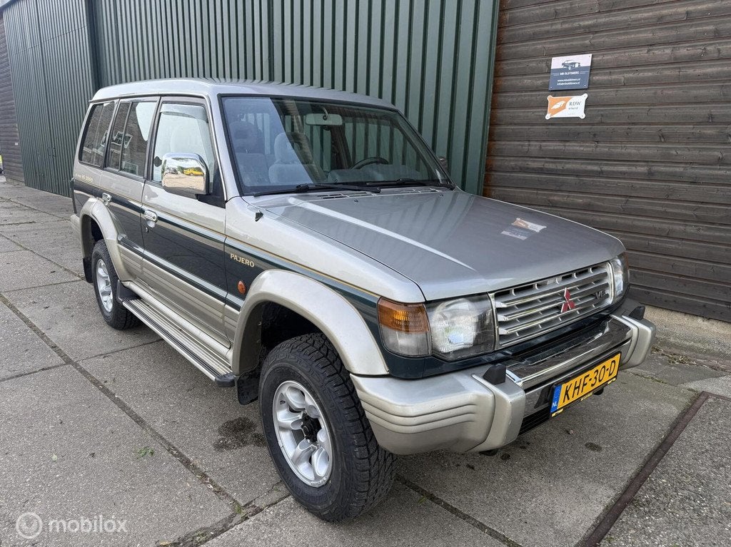 Mitsubishi Pajero