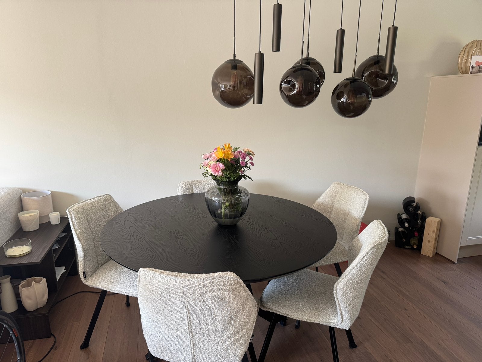 Eettafel diameter 130 cm 1 jaar oud, Ophalen of Verzenden, Zo goed als nieuw, Rond, 100 tot 150 cm