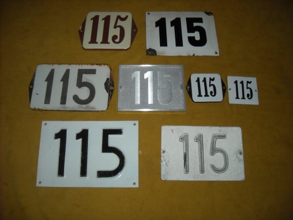 oud emaille huisnummer 115 ook 116 117 118 119 120 121 122 7, Antiek en Kunst, Antiek | Emaille, Ophalen of Verzenden
