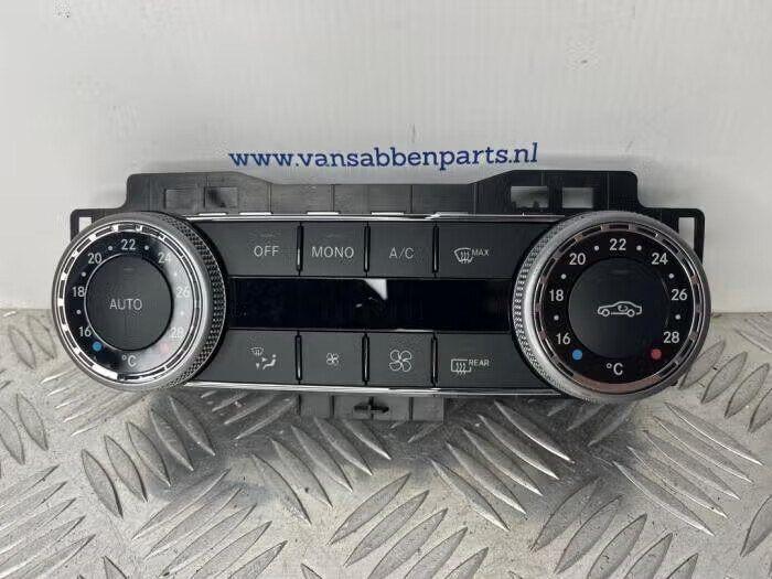 Kachel Bedieningspaneel van een Mercedes C-Klasse, Ophalen of Verzenden, Gebruikt