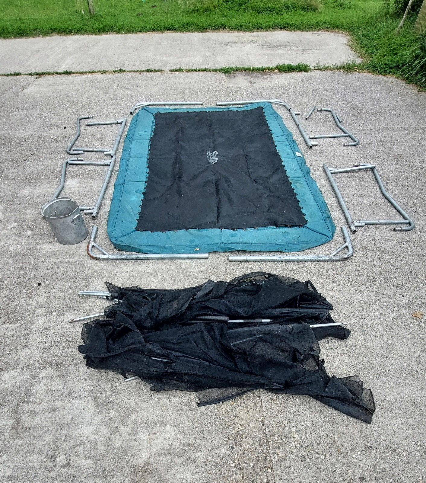 Salta Comfort Edition
met gebroken net, Kinderen en Baby's, Speelgoed | Buiten | Trampolines, Ophalen, Gebruikt