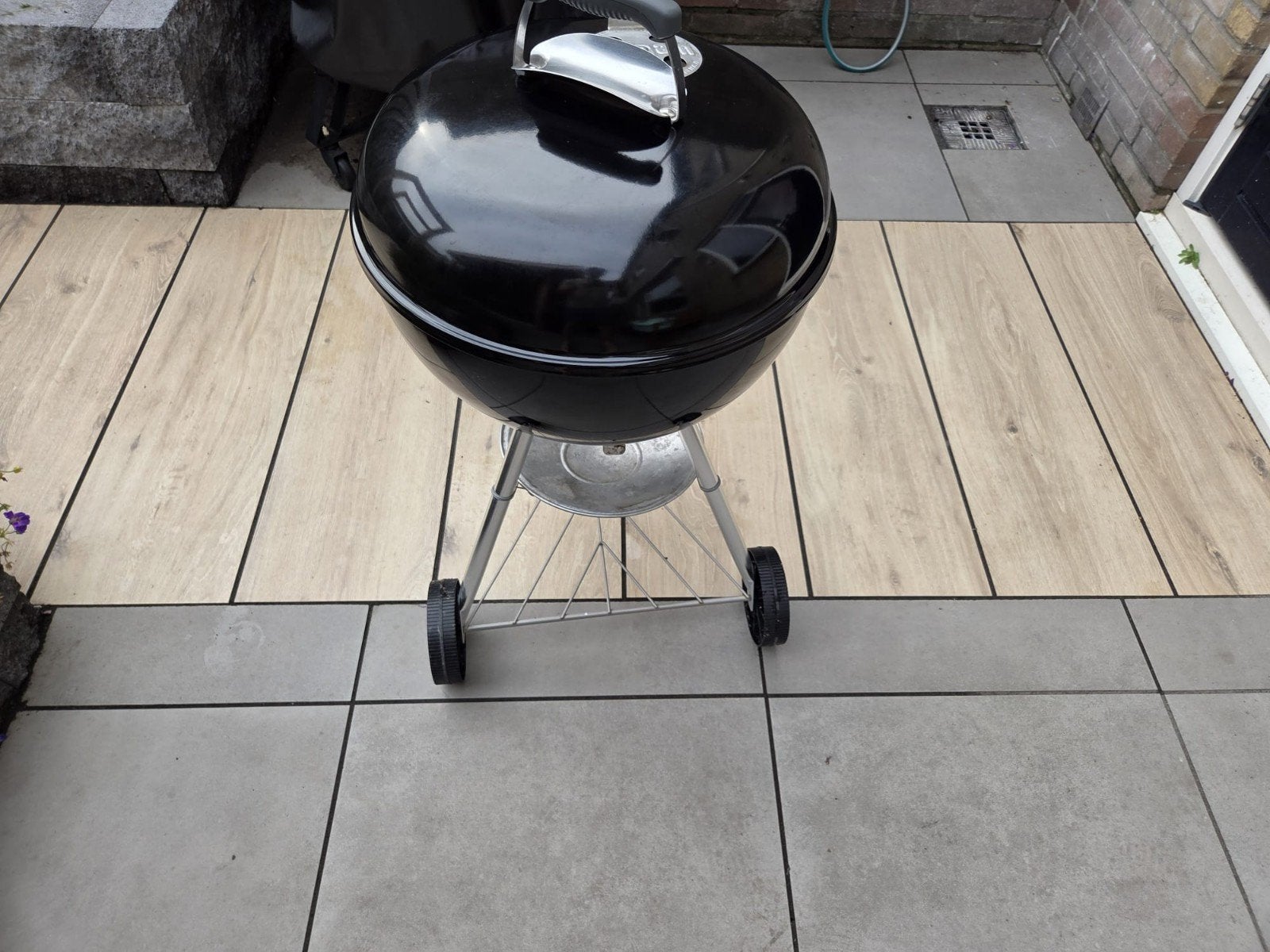 Weber Compact Kettle BBQ 47cm met hoes, Ophalen, Gebruikt, Weber