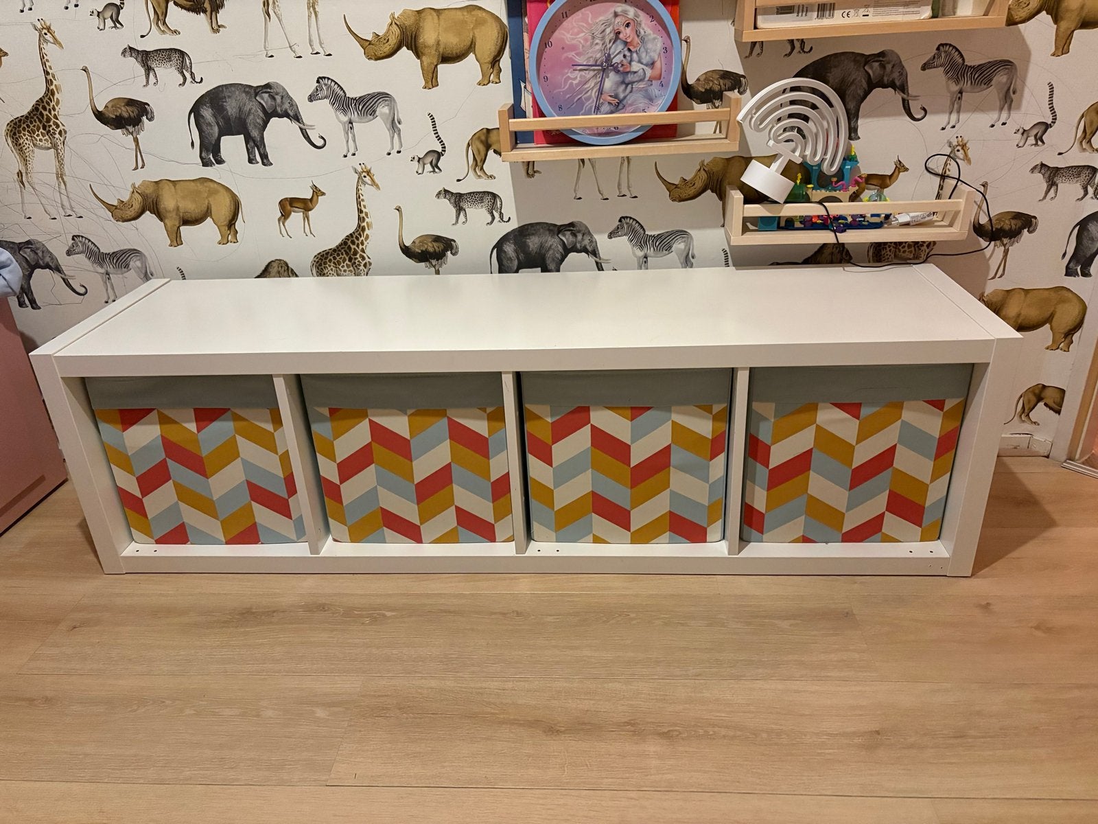 IKEA Kallax vakkenkast wit met 4 opbergbakken, Ophalen, Gebruikt