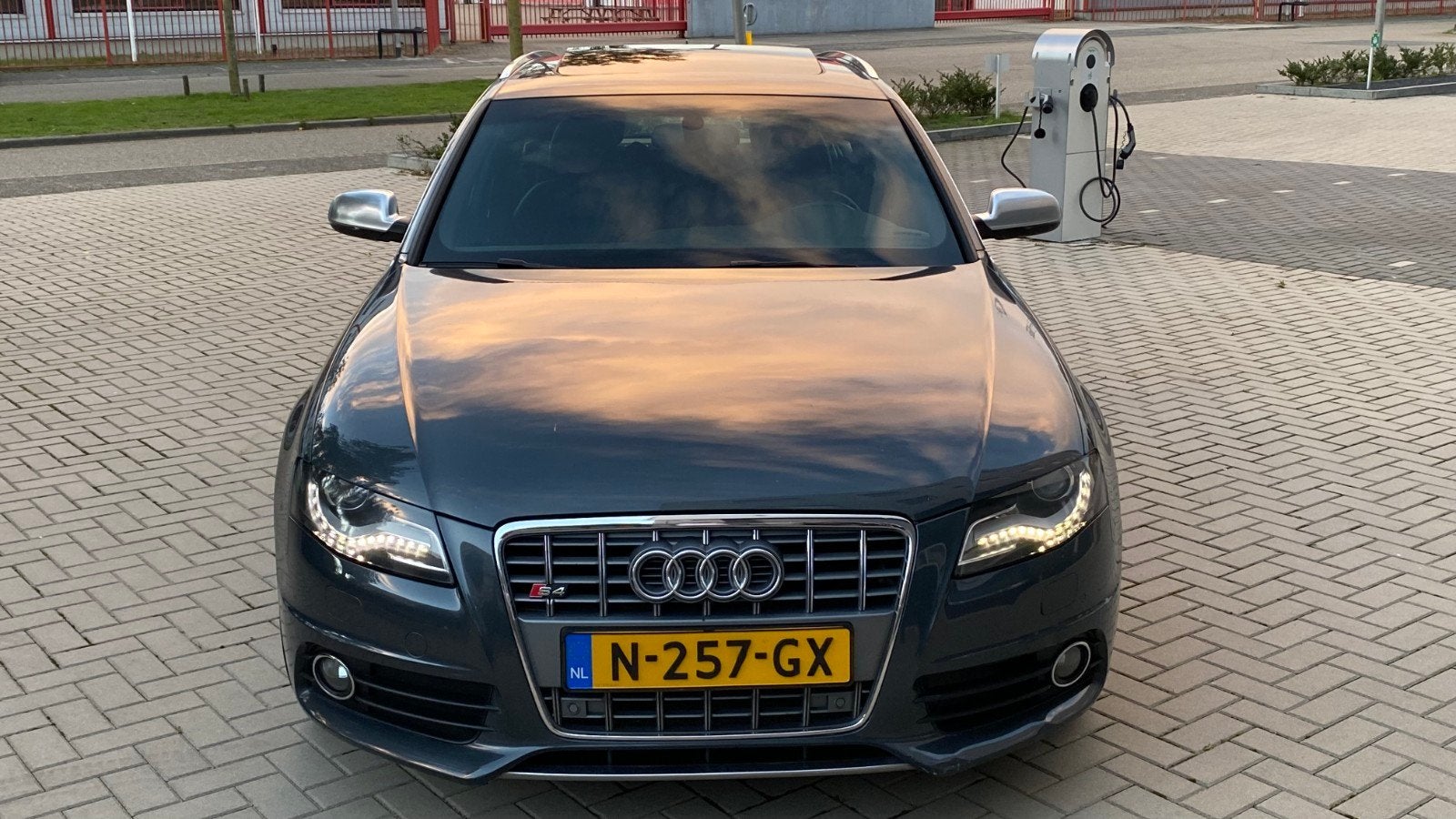 Audi S4 3.0 Tfsi 245KW Avant Quattro AUT 2010 Grijs, Automaat, Zwart, 2995 cc, Stationwagon