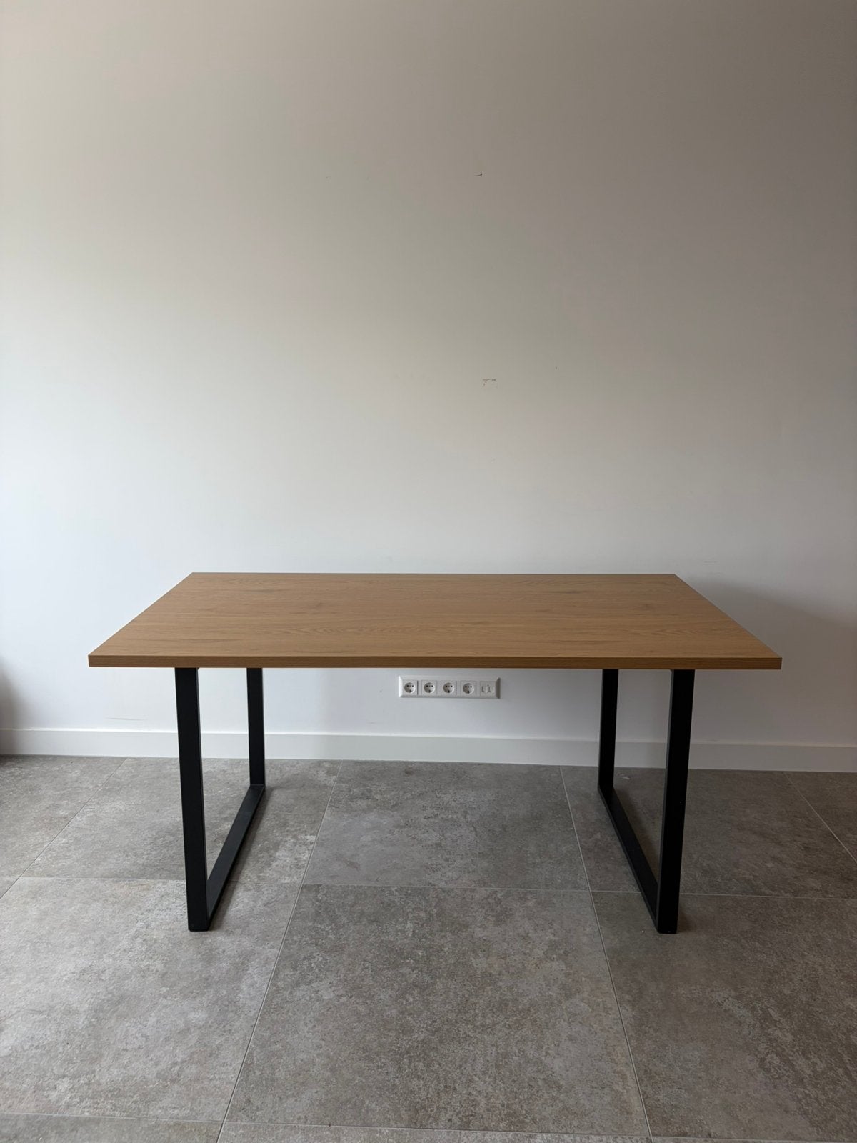 JYSK TAFEL AANBERAA nieuw, geen krassen, Ophalen, 50 tot 100 cm, Zo goed als nieuw, 150 tot 200 cm