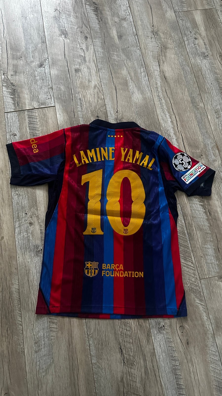 Fc Barcelona home shirt Lamine Yamal, Maat S, Ophalen of Verzenden, Nieuw, Shirt