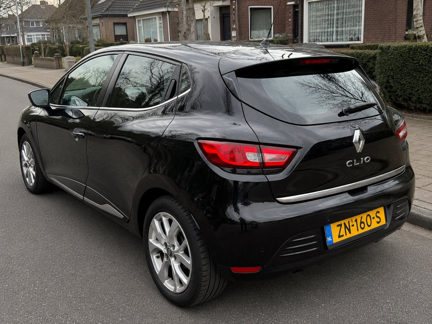 Renault Clio Ecoleader S&S 2019 Zwart CARPLAY, Voorwielaandrijving, 898 cc, 580 kg, Origineel Nederlands