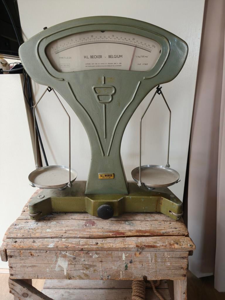 Vintage H.L. Becker Medische Weegschaal - België, Ophalen of Verzenden