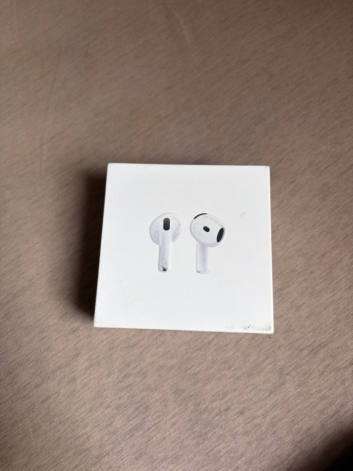 Apple AirPods 4 met MagSafe Oplaadcase, In-ear, Bluetooth, Ophalen of Verzenden, Zo goed als nieuw