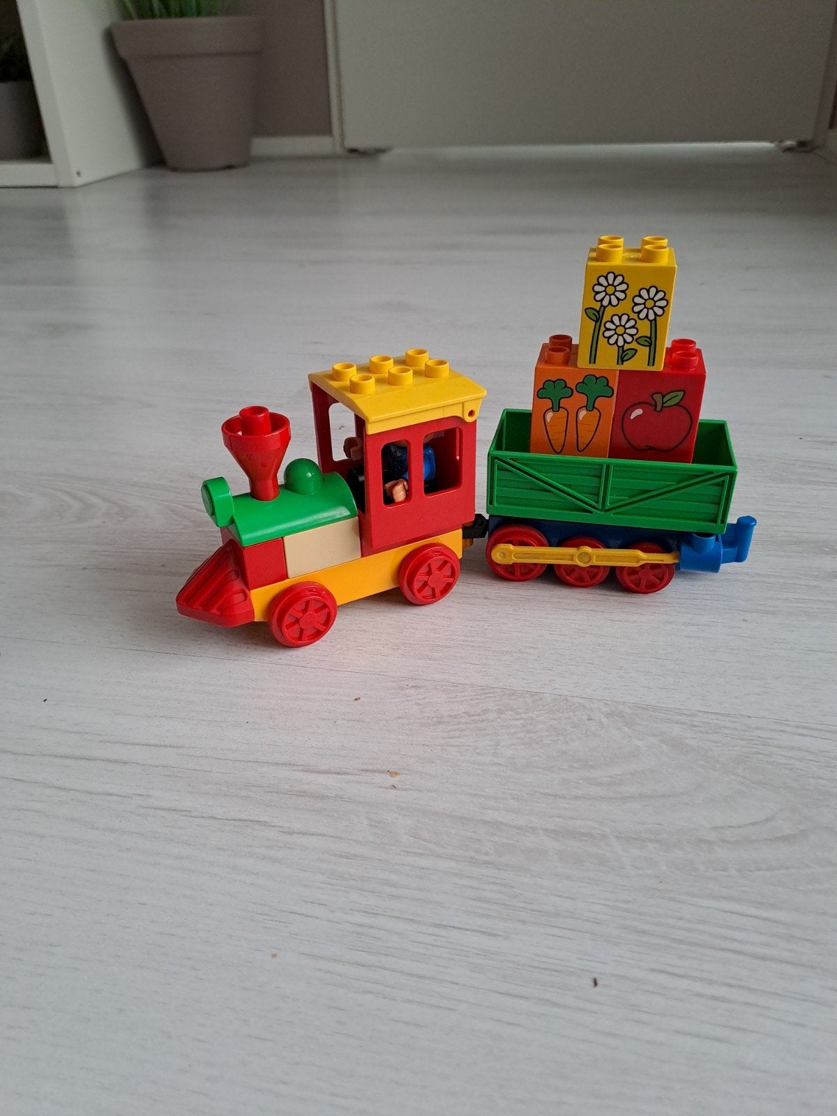 duplo treintje met stoplicht, Ophalen of Verzenden