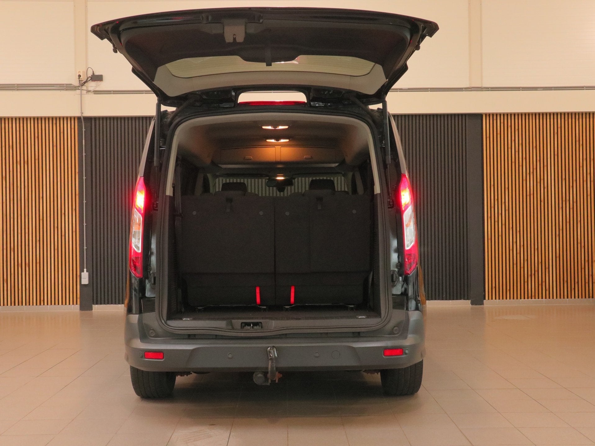 Ford Tourneo Connect Grand 1.6 Titanium 7persoons|AUTOMAAT|A, Auto's, Stof, Gebruikt, 4 cilinders, 7 stoelen