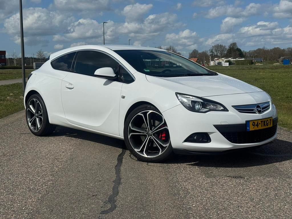 Opel Astra 1.4 16V 103KW GTC 2012 | APK | Recent onderhoud |, Auto's, Voorwielaandrijving, 1350 kg, Stof, Zwart