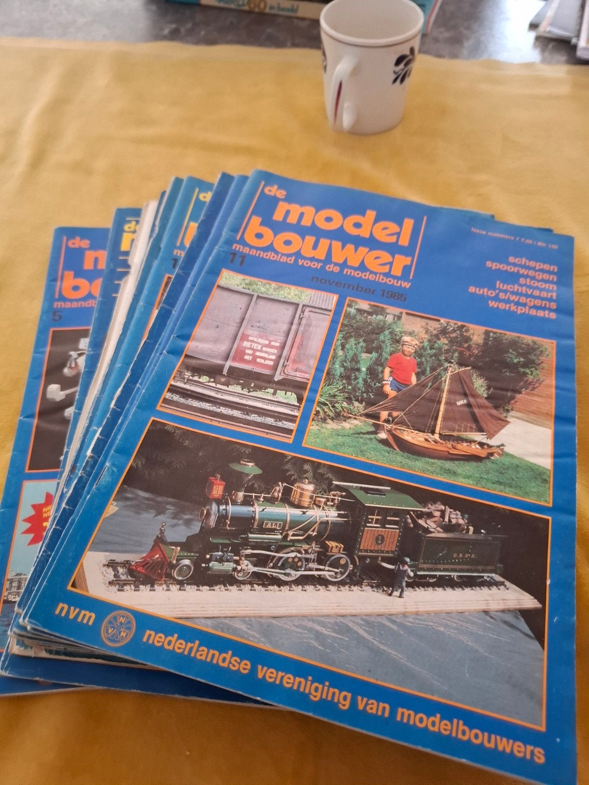 De Modelbouwer - Maandblad voor de modelbouw (1985), Ophalen of Verzenden, Gebruikt, Boek, Tijdschrift of Catalogus