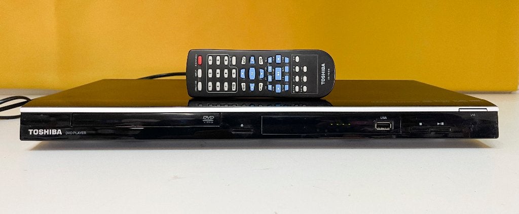 TOSHIBA SD2010KE DVD/USB speler in met afstandbediening, TOSHIBA, N, N, Ophalen of Verzenden