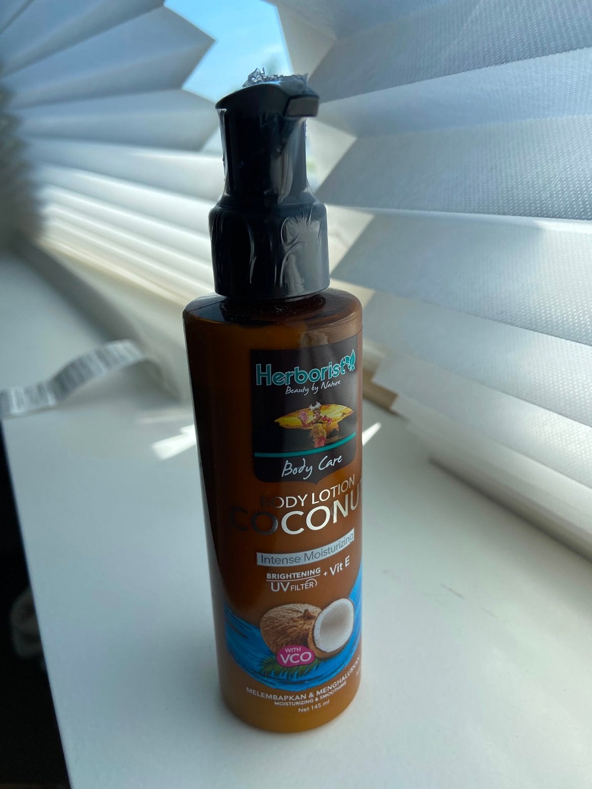 Herborist Bodylotion. Coconut. 145ml, Ophalen of Verzenden, Nieuw, Bodylotion, Crème of Olie