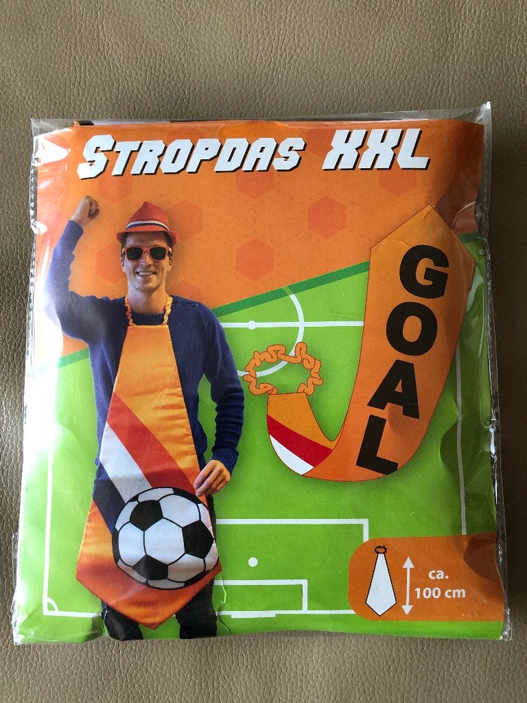 Voetbal - Oranje - Stropdas van 1 Meter, Nieuw!, Groter dan maat XL, Ophalen of Verzenden, Nieuw, Clubaccessoires