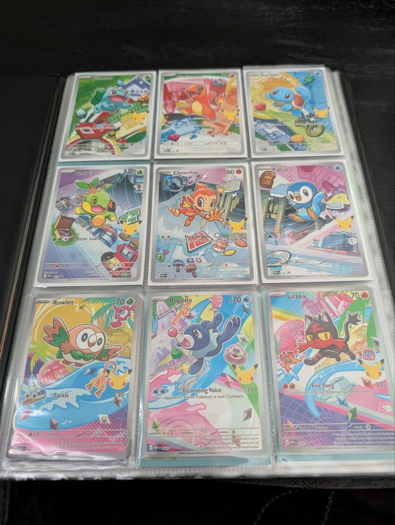 Pokemon first partner collection compleet, Ophalen of Verzenden, Zo goed als nieuw, Meerdere kaarten, Foil