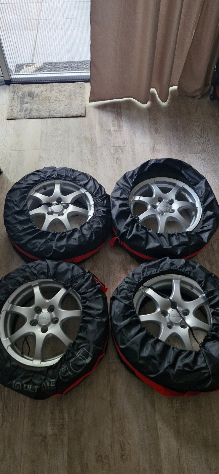 Toyota Auris 16” winterset – Anzio alu – Vredestein – TPMS, Auto-onderdelen, Ophalen, Gebruikt, 16 inch, Banden en Velgen