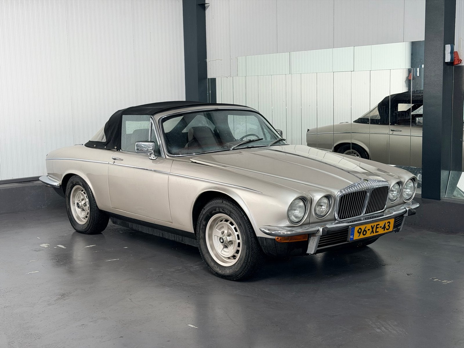 Jaguar Daimler Double SIX V12 1978 | CABRIOLET | PROJECT, Auto's, Automaat, 254 pk, 1820 kg, Overige kleuren