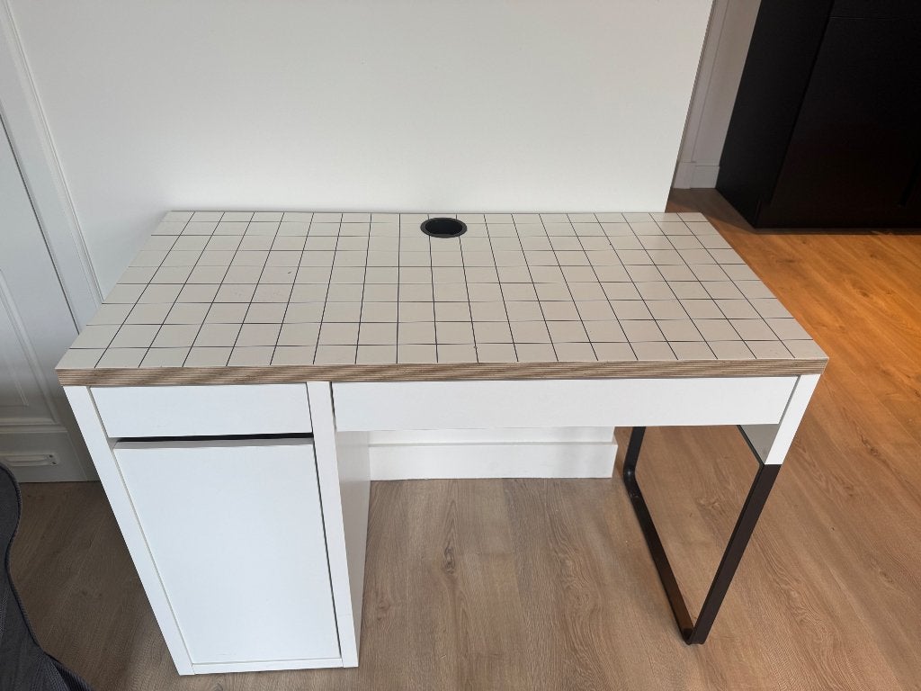 Desk with storage, Ophalen, Met lades, 105 cm, Hout