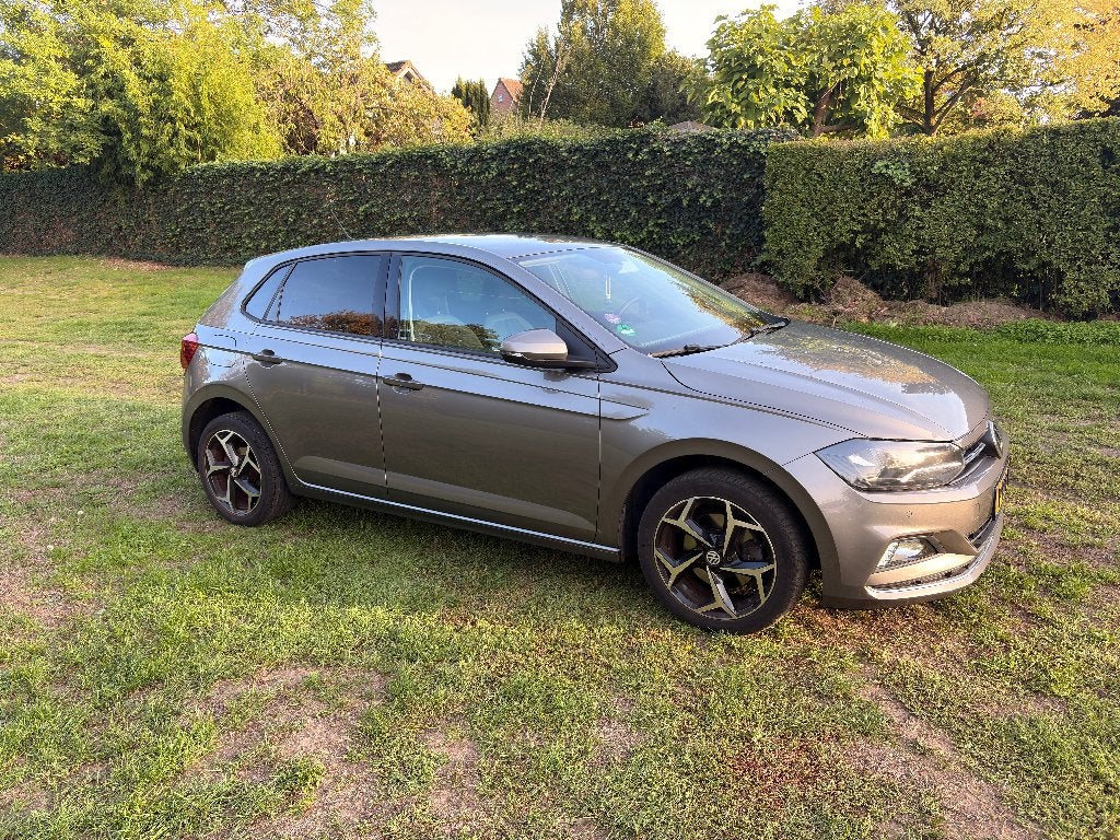 Volkswagen Polo 1.0 TSI 115pk 2019 Grijs, Voorwielaandrijving, Stof, Zwart, 1055 kg