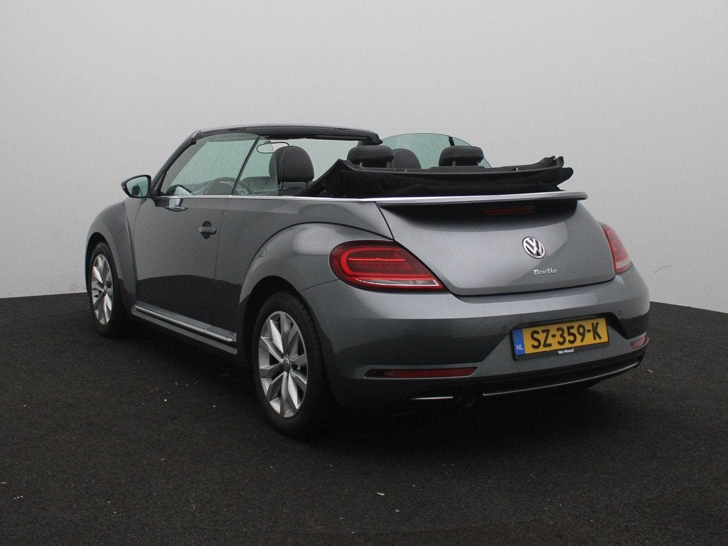 Volkswagen Beetle Cabriolet 1.2 TSI Exclusive Series | Leder, Auto's, Volkswagen, Voorwielaandrijving, Gebruikt, 4 cilinders, 4 stoelen