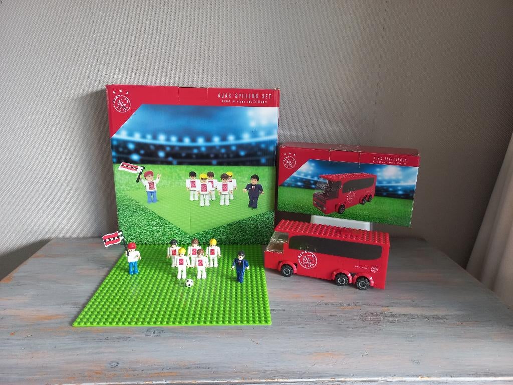 Ajax - Spelers Set en Spelersbus - Bouwstenen Z.g.a.n., Ophalen of Verzenden, Zo goed als nieuw, Ajax, Overige typen