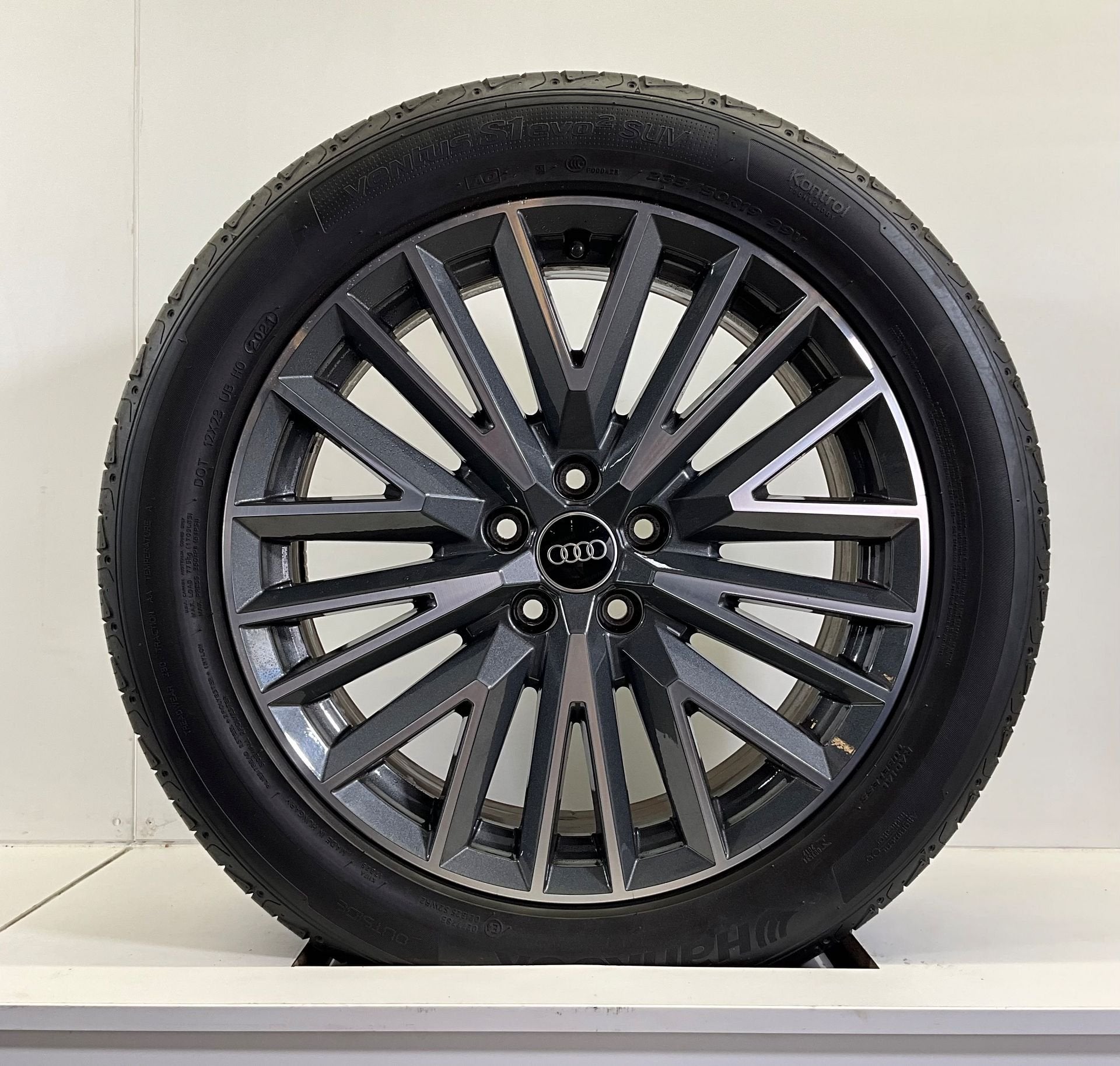 AUDI Q3 RSQ3 SET VELGEN + ZOMERBANDEN 19 INCH, 19 inch, Gebruikt, -, -