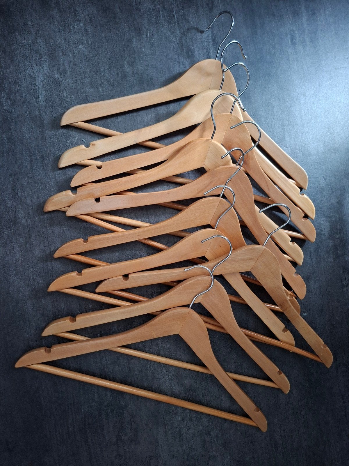 Houten kleerhangers, Kleding | Dames, Kledinghangers, Ophalen of Verzenden, Zo goed als nieuw, Hout