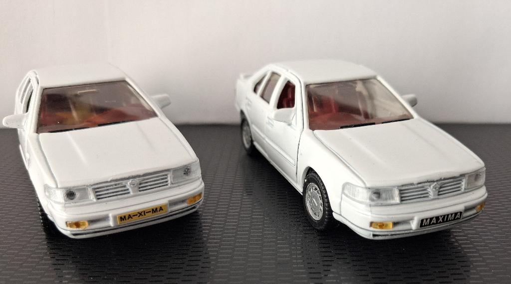 2 Nissan Maxima, Ophalen of Verzenden