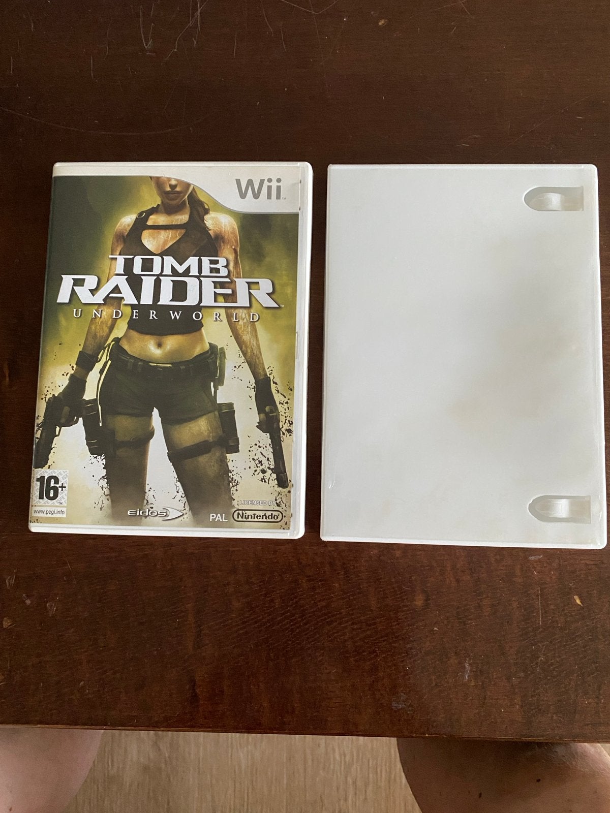 Tomb Raider Underworld (Wii) +Anniversary (losse cd) 2 games, Avontuur en Actie, Gebruikt, Verzenden, 1 speler