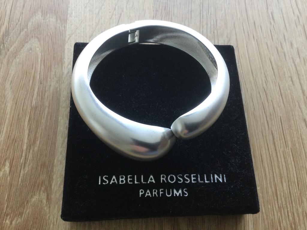 Armband Isabella Rossellini parfum, Ophalen of Verzenden, Zo goed als nieuw, Zilver, Overige materialen