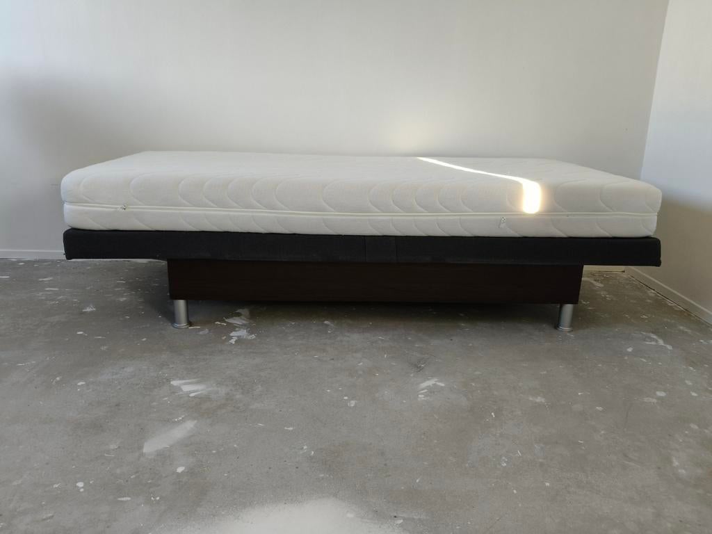 2x boxspring electrische eenpersoonsbedden, Ophalen
