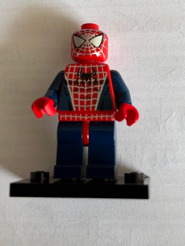 LEGO Spider Man met dark Blauwe Benen. (2004), Ophalen of Verzenden, Zo goed als nieuw