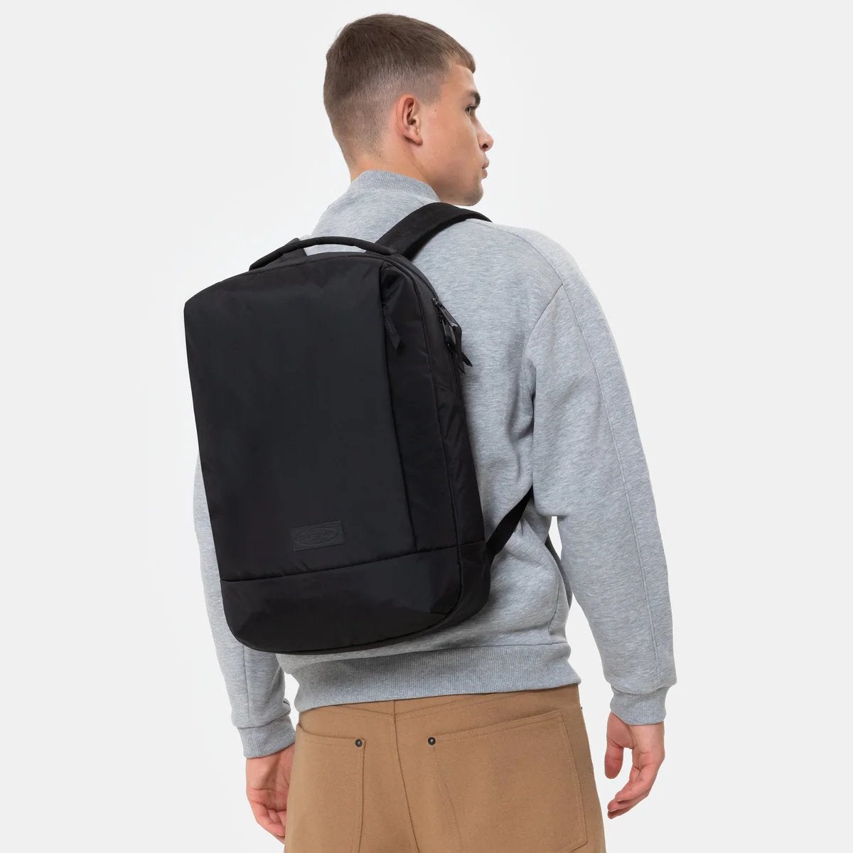 Eastpak Tecum F rugzak zwart met laptopvak & flessenhouder, 25 tot 40 cm, Nieuw, Ophalen of Verzenden, Waterdicht