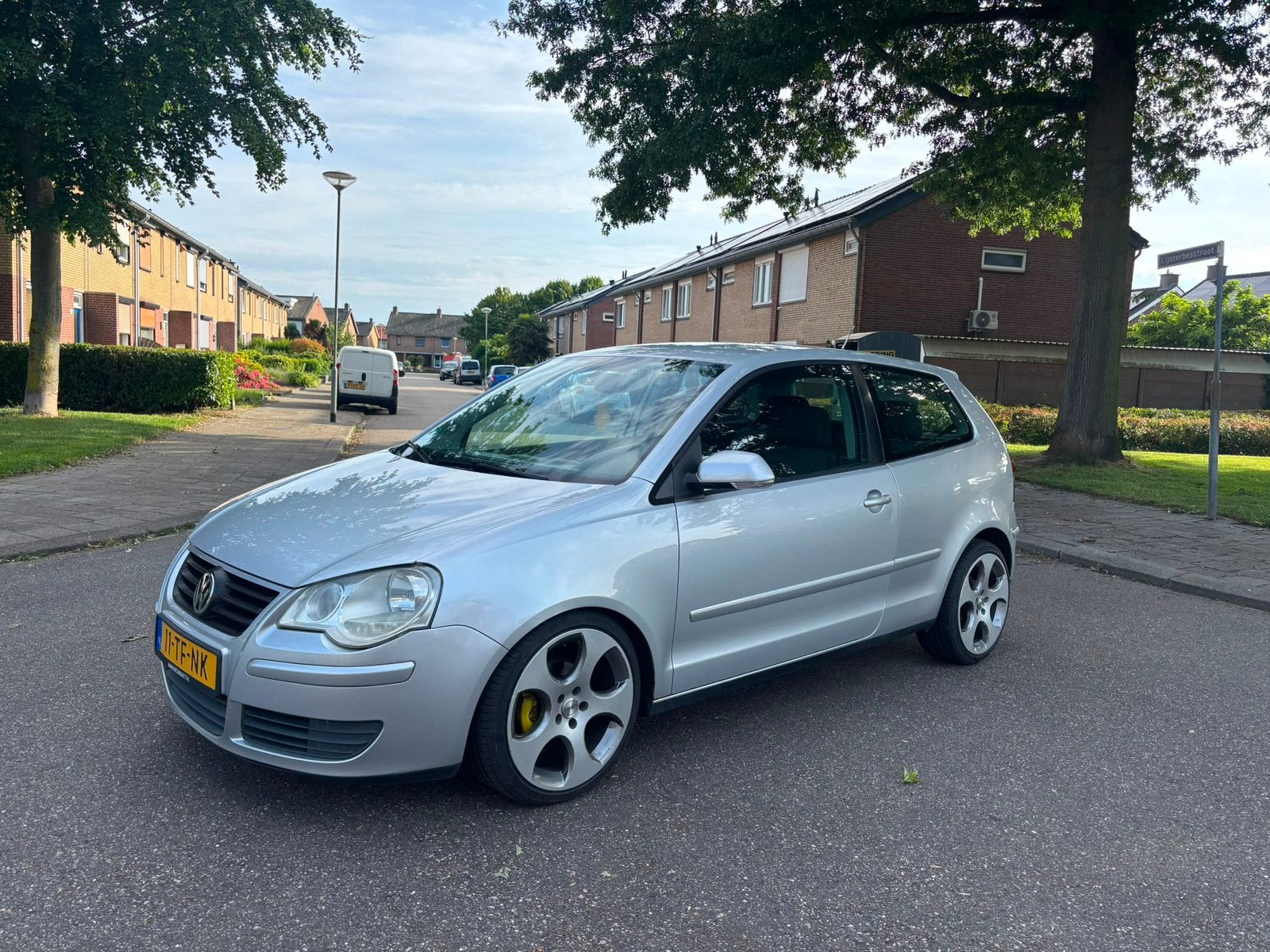 Volkswagen Polo 1.4 16V 59KW 2006 Grijs, Voorwielaandrijving, 40 €/maand, 4 cilinders, Handgeschakeld