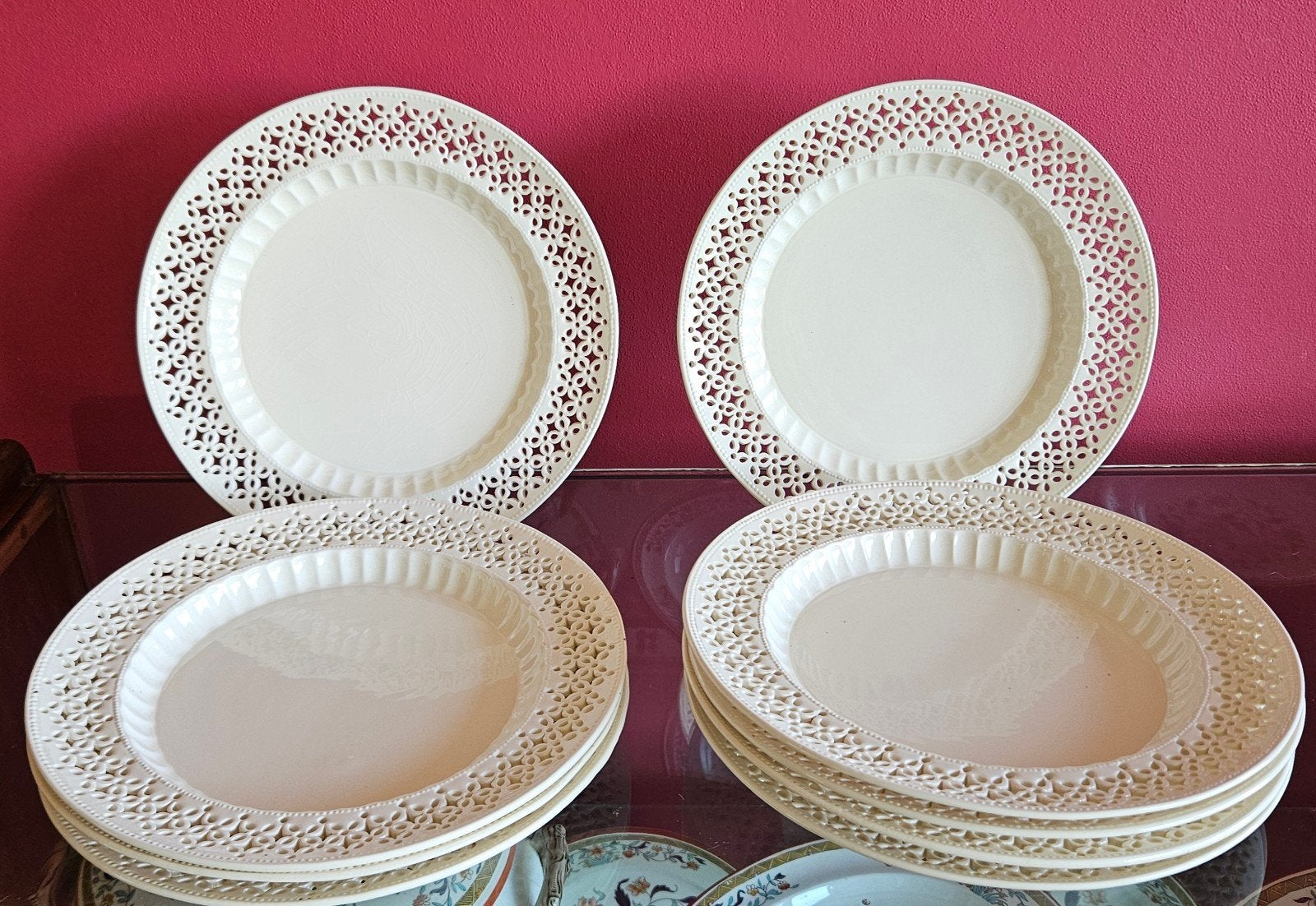 Royal Creamware Engeland dinerborden 9 stuks., Antiek en Kunst, Antiek | Servies los, Ophalen of Verzenden