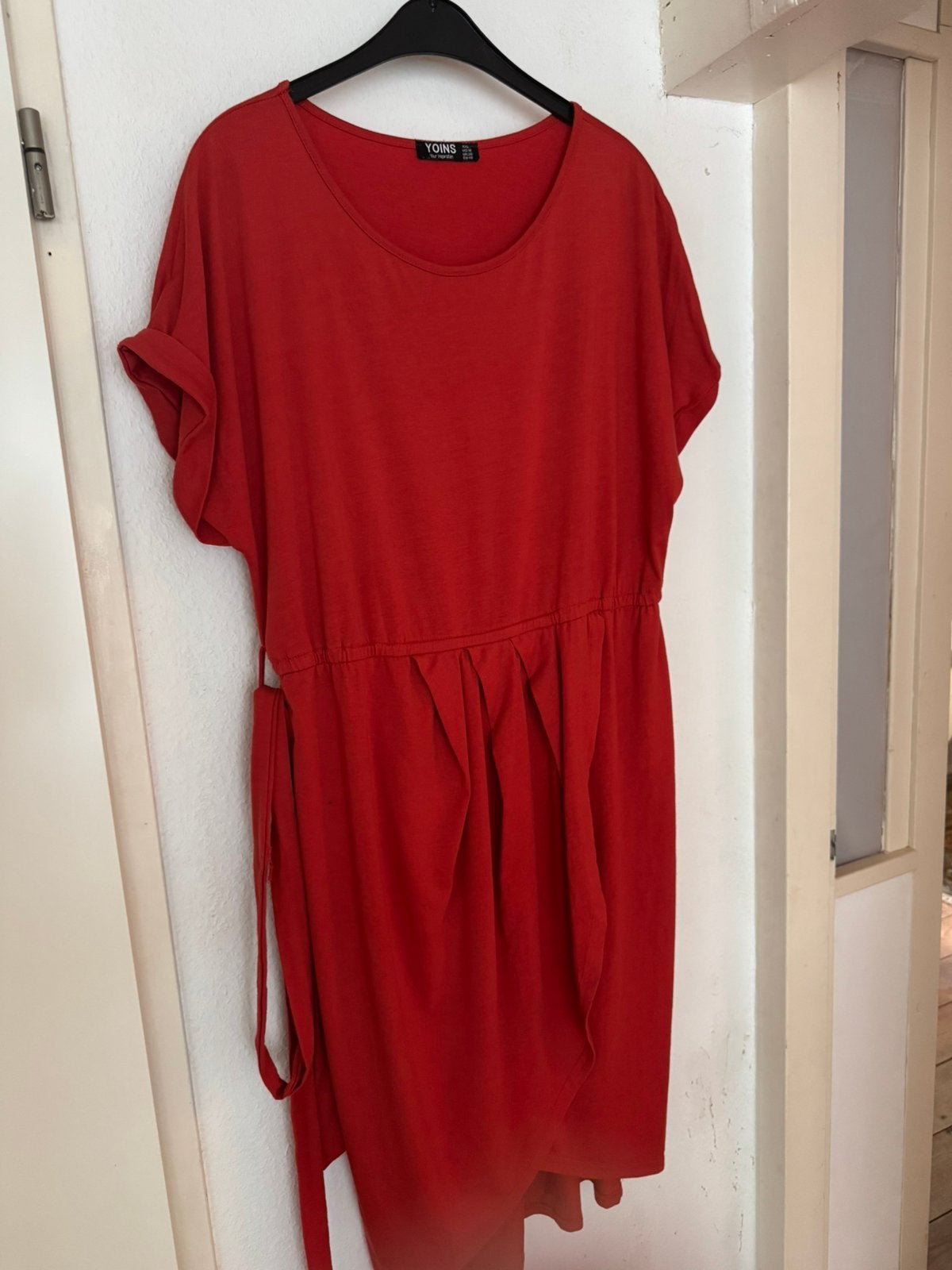 Jurk van Yoins, Kleding | Dames, Jumpsuits, Ophalen of Verzenden, Zo goed als nieuw, Maat 46/48 (XL) of groter, Rood
