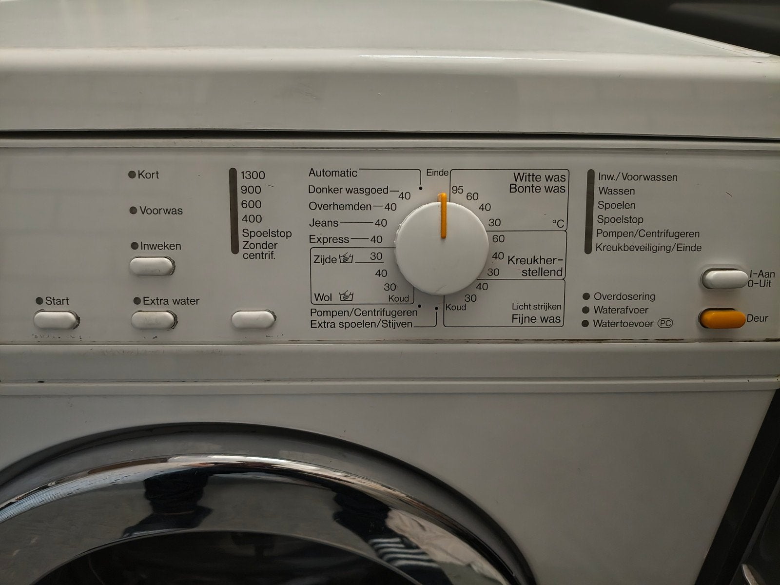 Foto 3 van Miele Primavera Wasmachine - Goede Staat