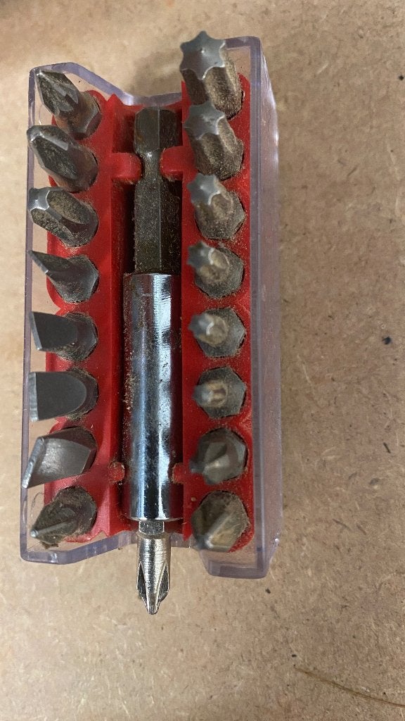 Bitset met diverse bits en bithouder, Doe-het-zelf en Verbouw, Gereedschap | Handgereedschap, Ophalen of Verzenden, Gebruikt, Bitset