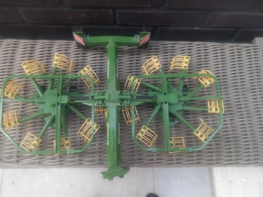 Krone Swadro 880 Hobbymodel Hooihark, Ophalen, Zo goed als nieuw