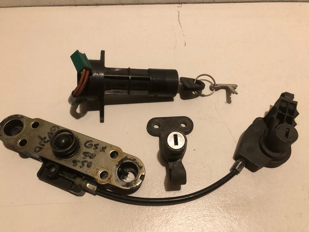 Contactslot set Suzuki GSX 550, Motoren, Gebruikt, ., Ophalen of Verzenden, .