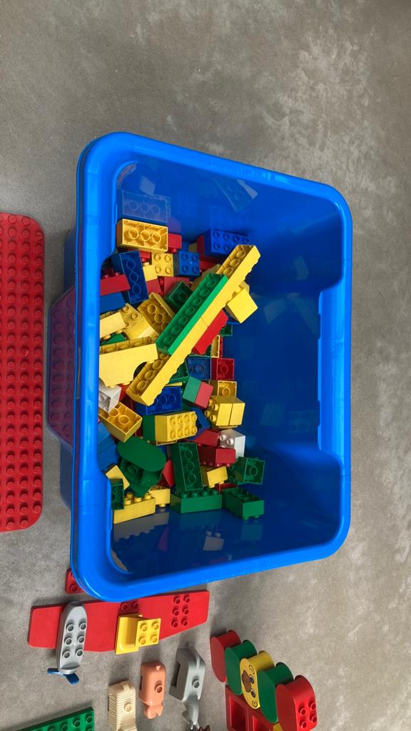 Verzameling Duplo met grondplaat en boevenwagen, Kinderen en Baby's, Speelgoed | Duplo en Lego, Ophalen, Gebruikt, Duplo
