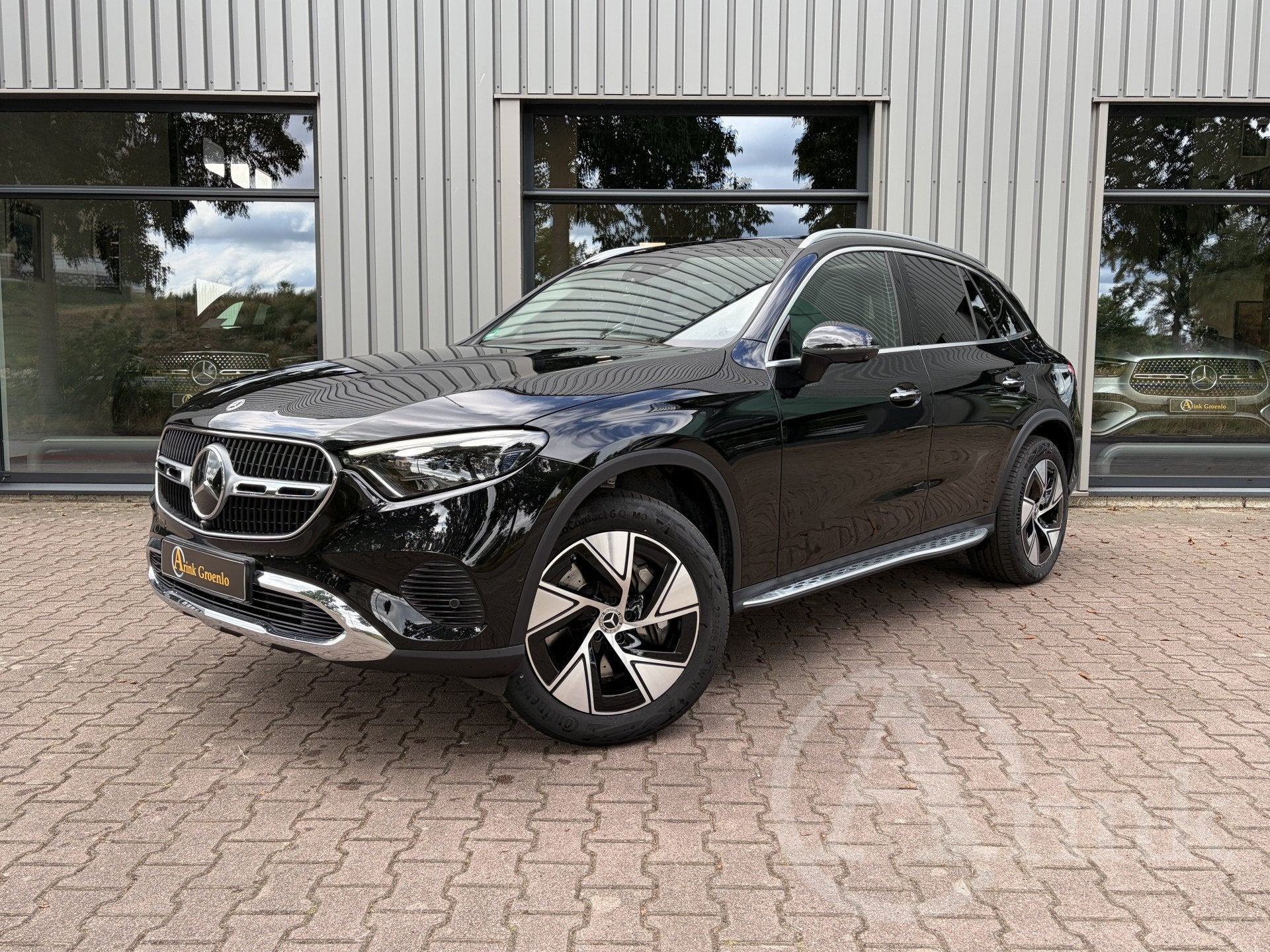 Mercedes-Benz GLC 300e 4MATIC Luxury Line Panoramadak, Rijas, Auto's, Automaat, 12 maanden, Stof, Gebruikt