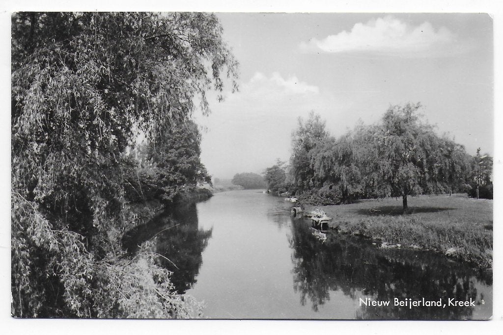 Nieuw Beijerland Kreek gelopen Ansichtkaart (B8325), Ophalen of Verzenden, 1920 tot 1940, Gelopen