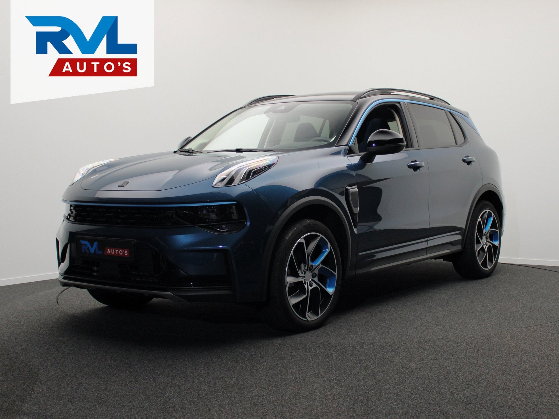 Lynk & Co 01 1.5 261PK Plug-in Hybrid Pano/dak Apple/Carplay, Stof, Blauw, Plug-in hybride, Bedrijf