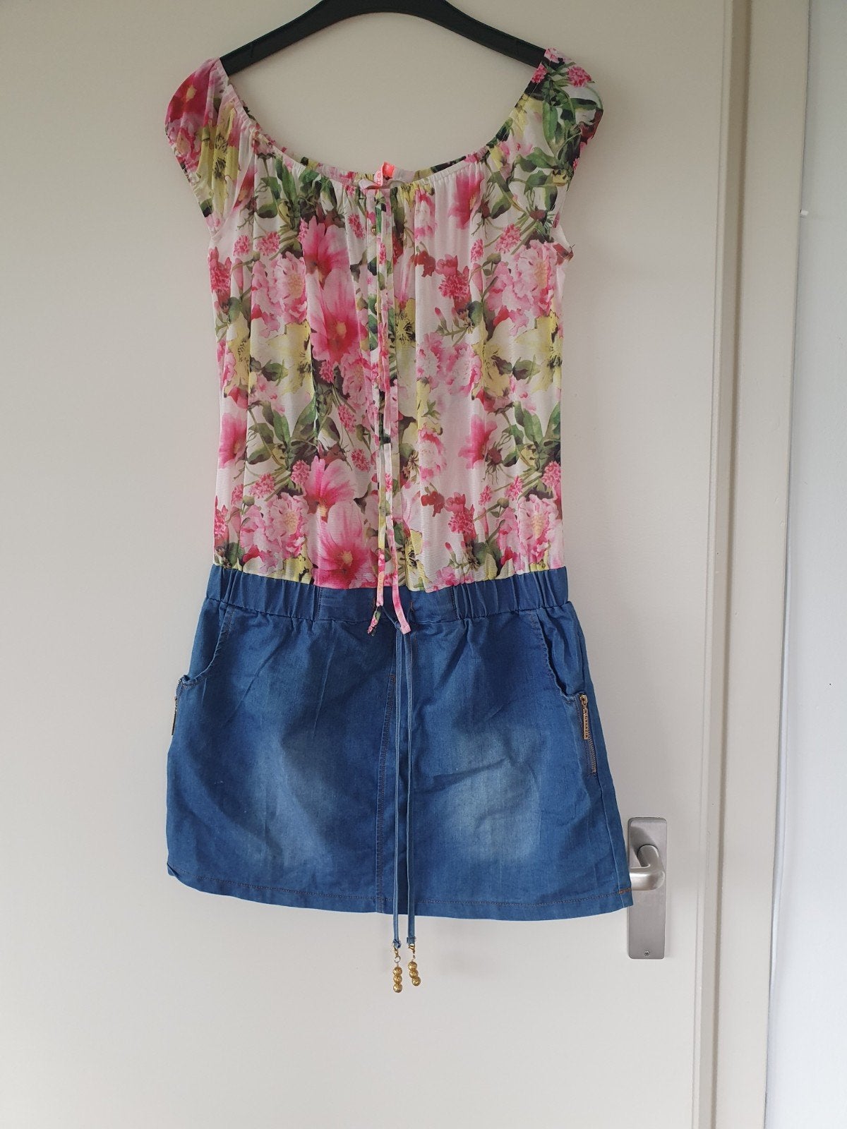 zomerjurkje nieuw ook op vinted, Kleding | Dames, Blauw, Nieuw, Boven de knie, Ophalen