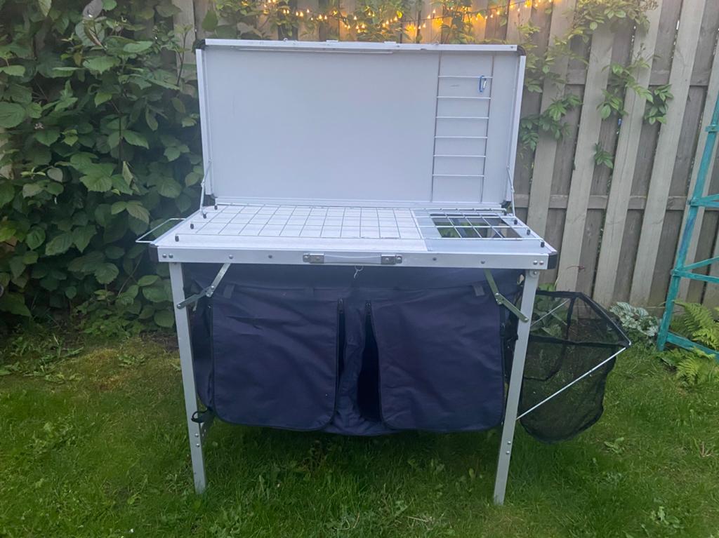 Camping kastje / keukentje, Caravans en Kamperen, Ophalen, Zo goed als nieuw, Campingkast